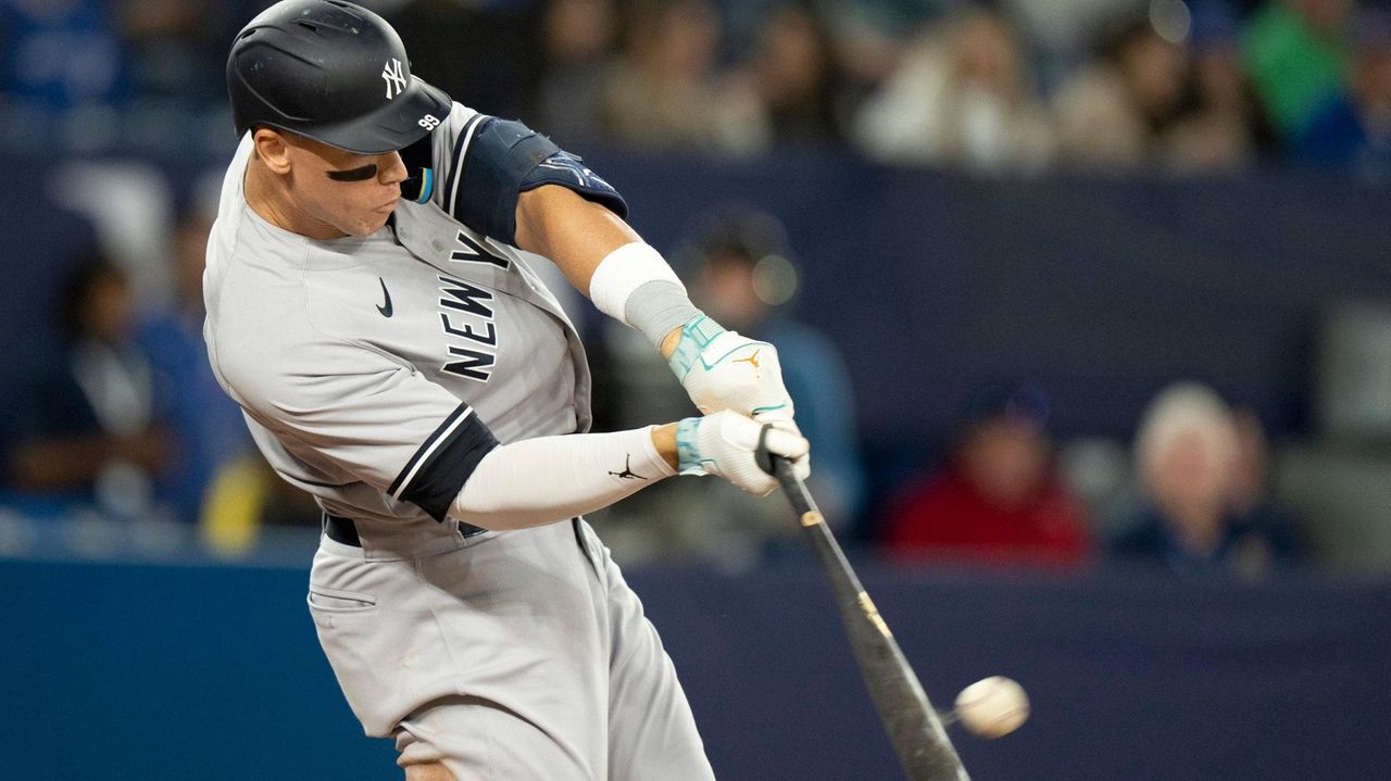 Aaron Judge delivers KO finish to this round of Yankees-Blue Jays