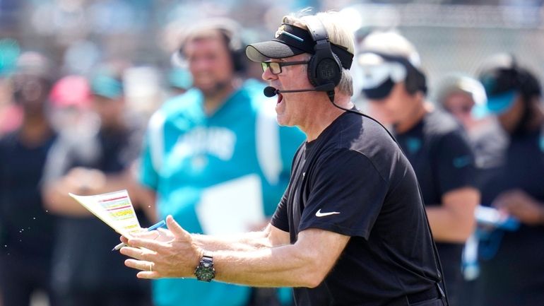 Starters put points on the board, backups look sharp for Jaguars