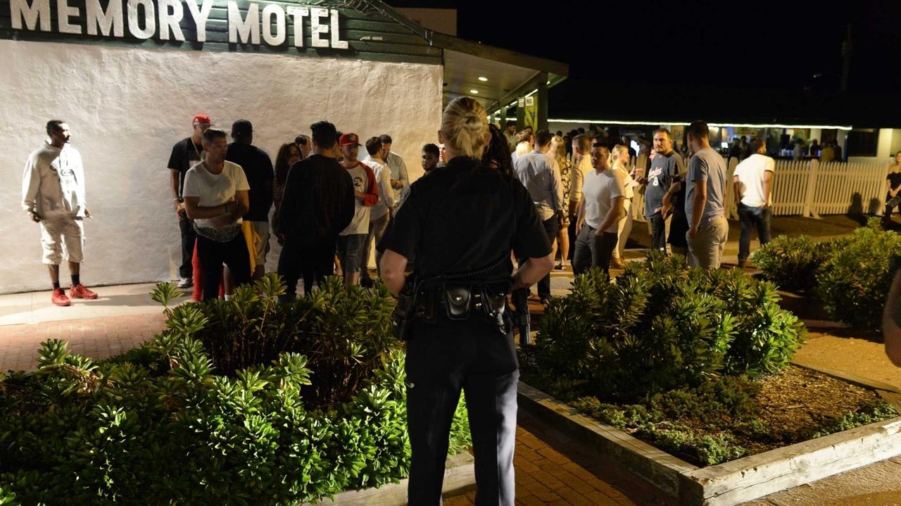 East Hampton Town Board's 74M spending plan for 2016 includes hiring