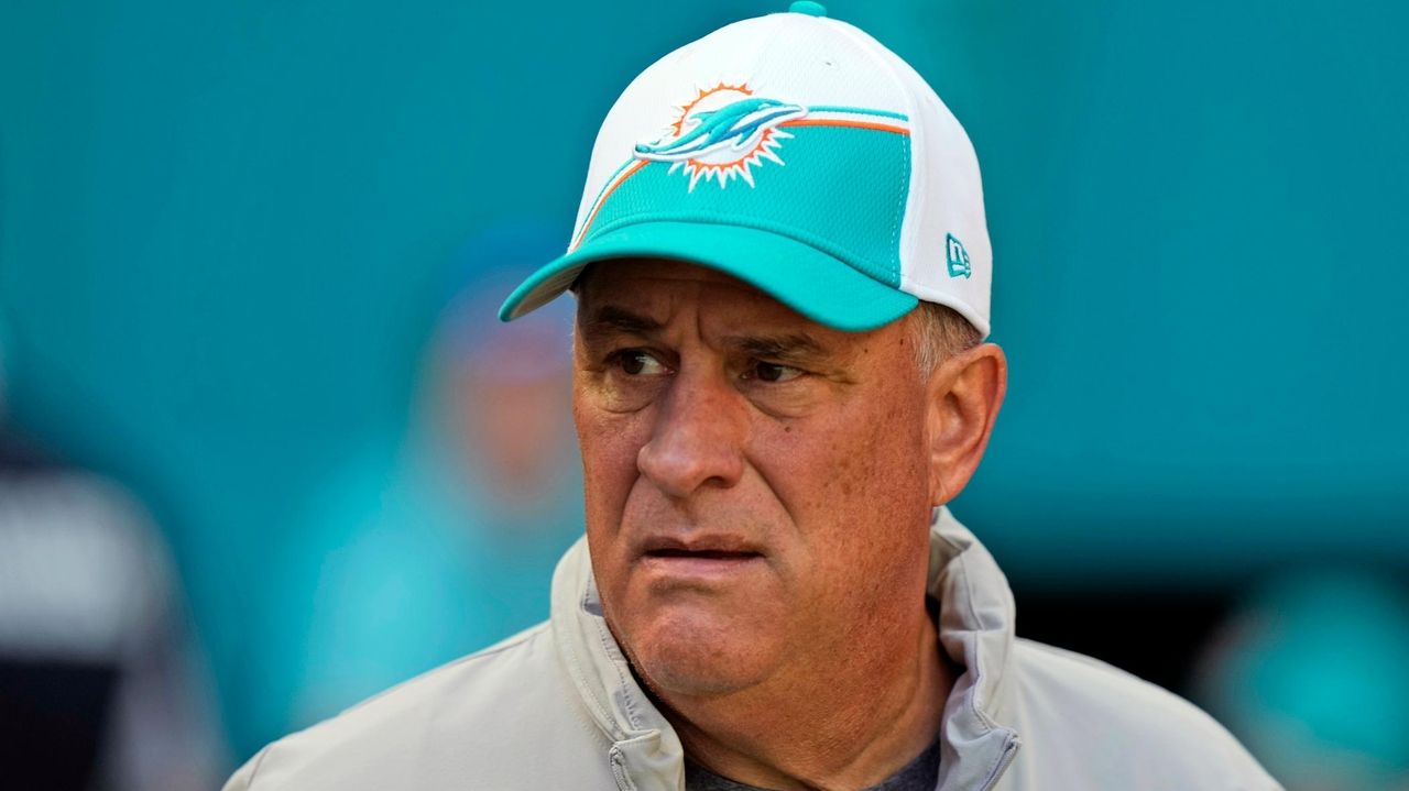 Miami Dolphins Part Ways With Defensive Coordinator Vic Fangio After Just One Season Newsday 7706