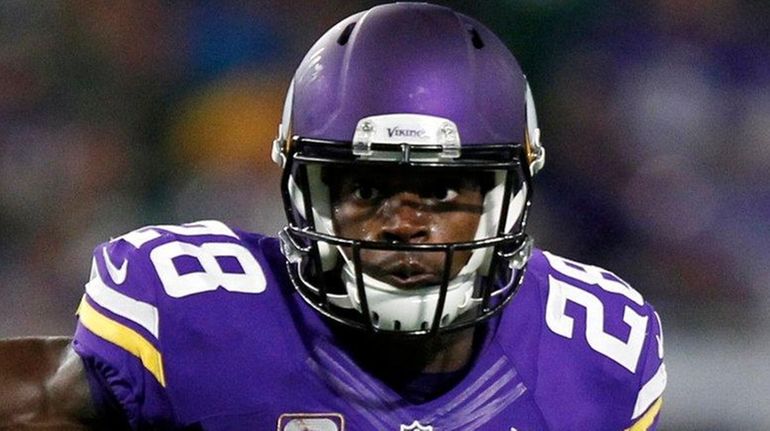 The Vikings Have Given Out Adrian Peterson's Number, Fans Are Furious - The  Spun: What's Trending In The Sports World Today