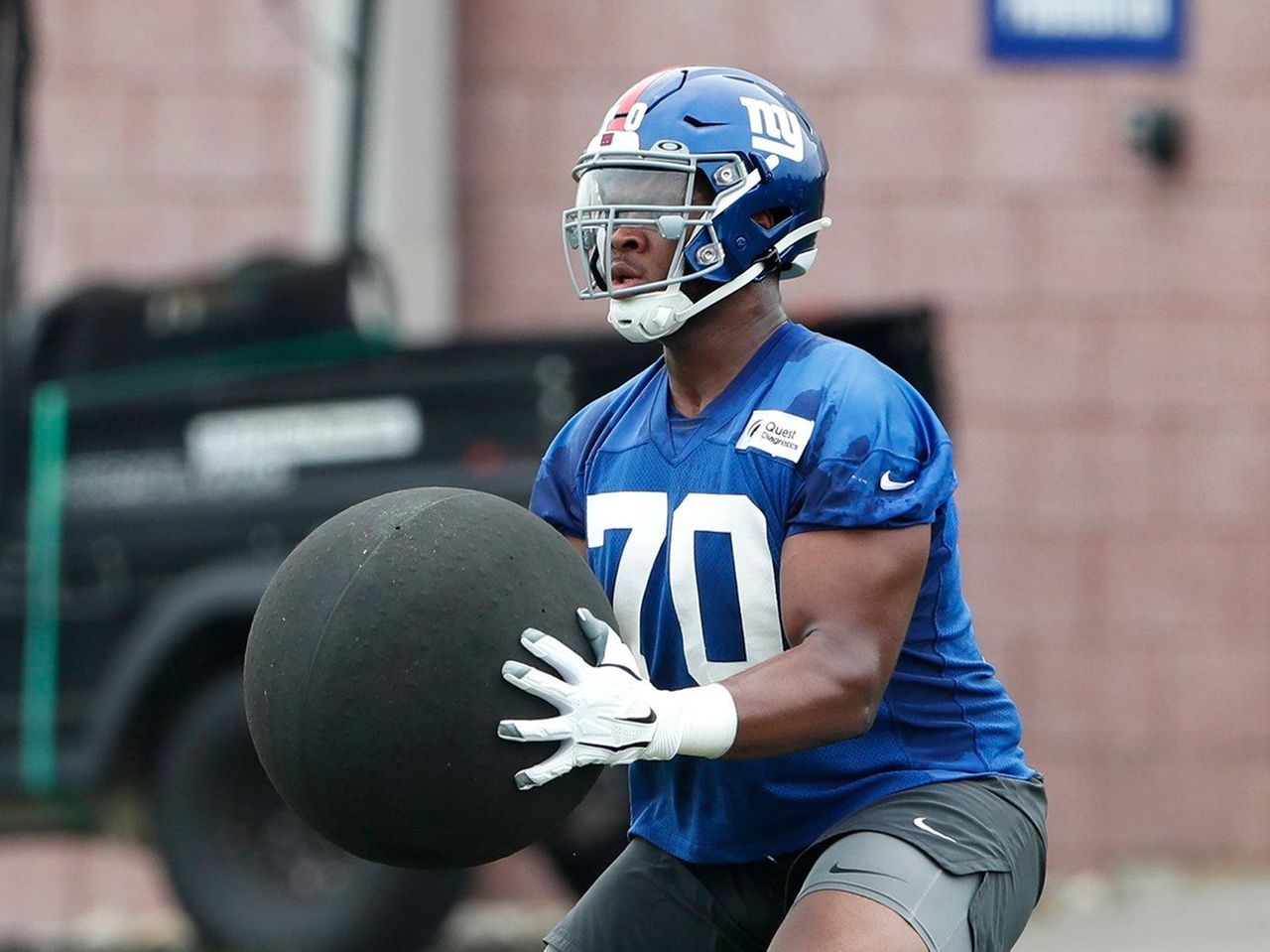 Giants GM Joe Schoen addresses his relationship with Saquon