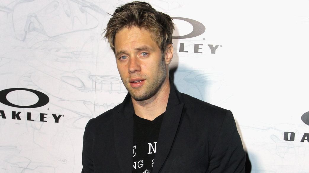 Shaun Sipos Talks Syfy’s ‘krypton ’ Adam Strange And More Newsday