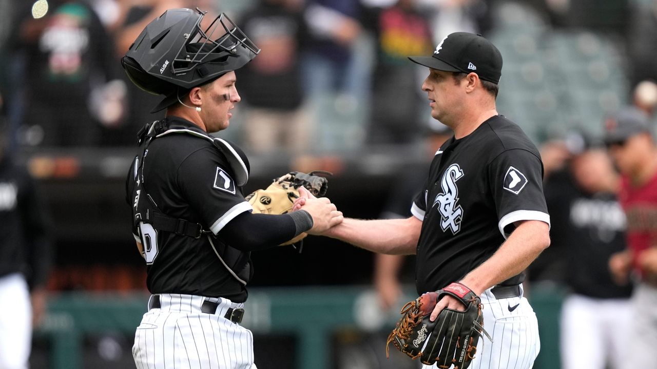 Diamondbacks delay clinching playoff berth as Vaughn, Moncada homer for White  Sox in 3-1 win - Newsday