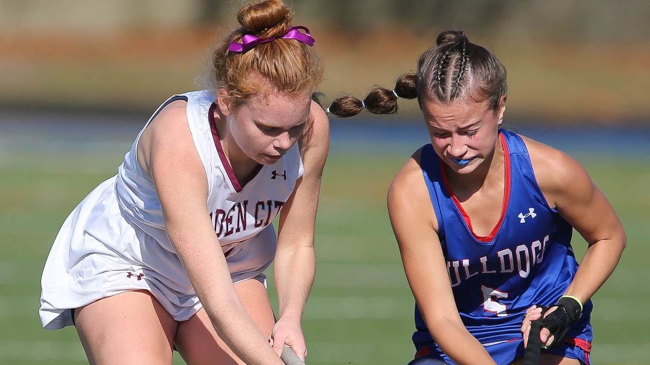 Photos Garden City field hockey in the state Class B semifinals Newsday