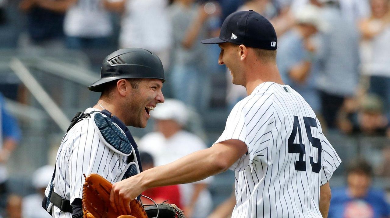 New York Mets starting pitcher Jacob deGrom strikes out Yankees Austin  Romine