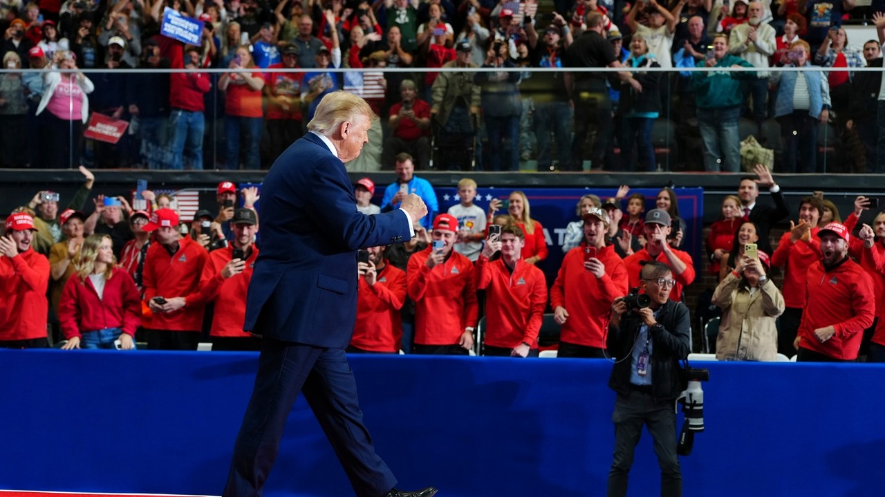 Trump heads to Mississippi as the two parties prepare for final sprint ...