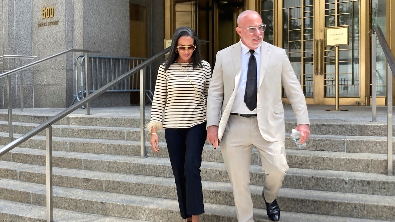 Prosecutors suddenly drop case against Miami attorney accused of ...