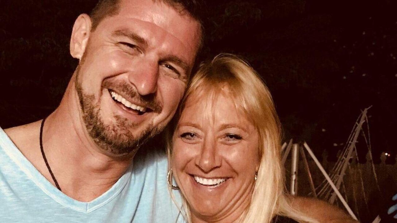 'Import' Hampton Bays king still close with queen Newsday