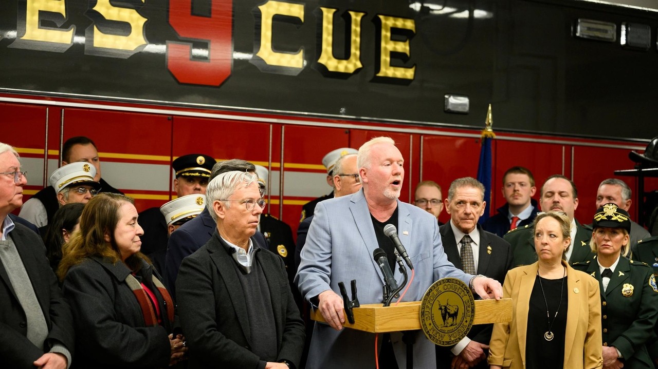 Suffolk looks to bolster ranks of firefighters amid surge in calls ...