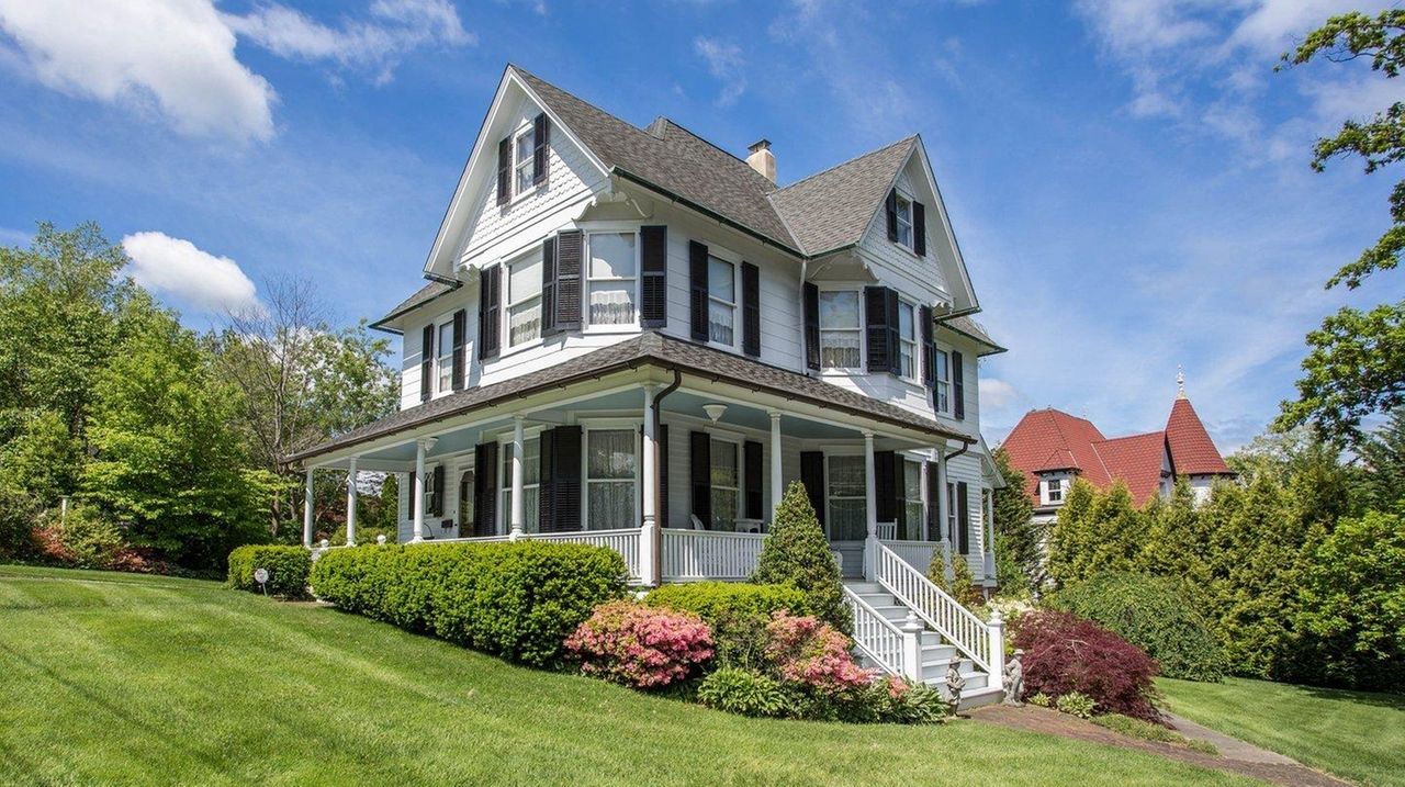 975,000 Port Jefferson Victorian once housed nunnery Newsday