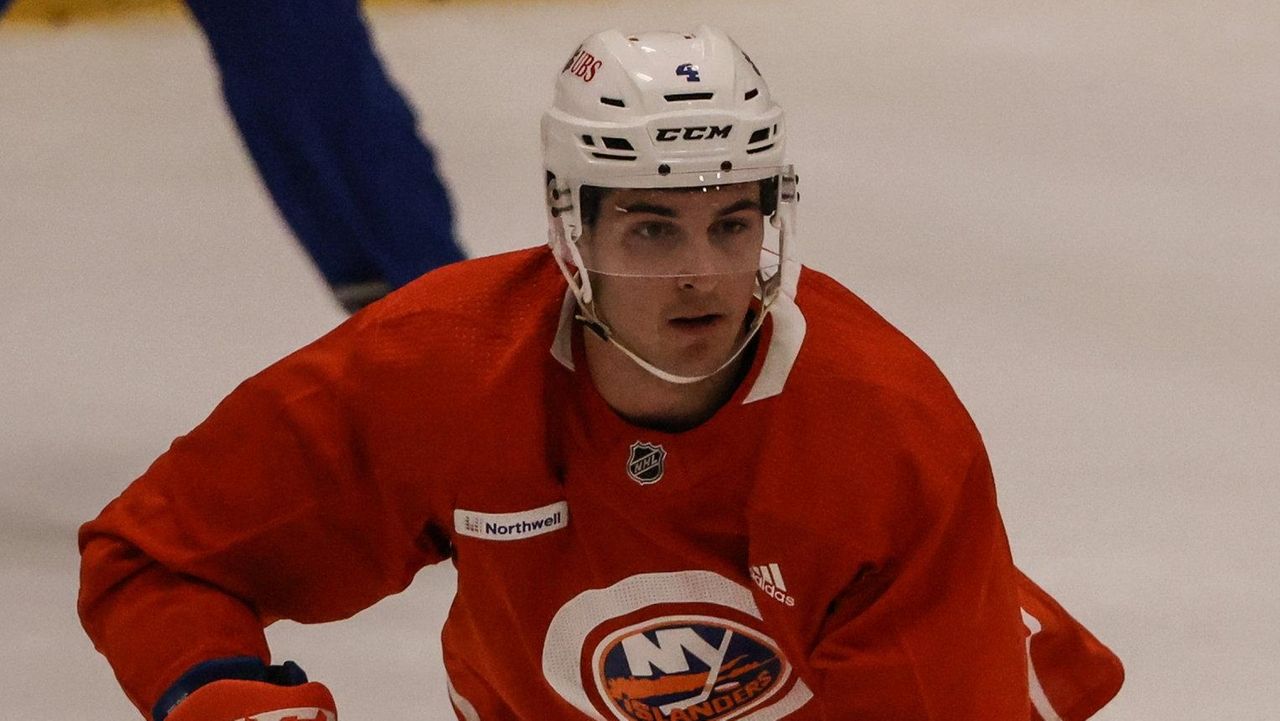 Hudson Fasching experiencing secure place on NHL roster for 1st time with  Islanders