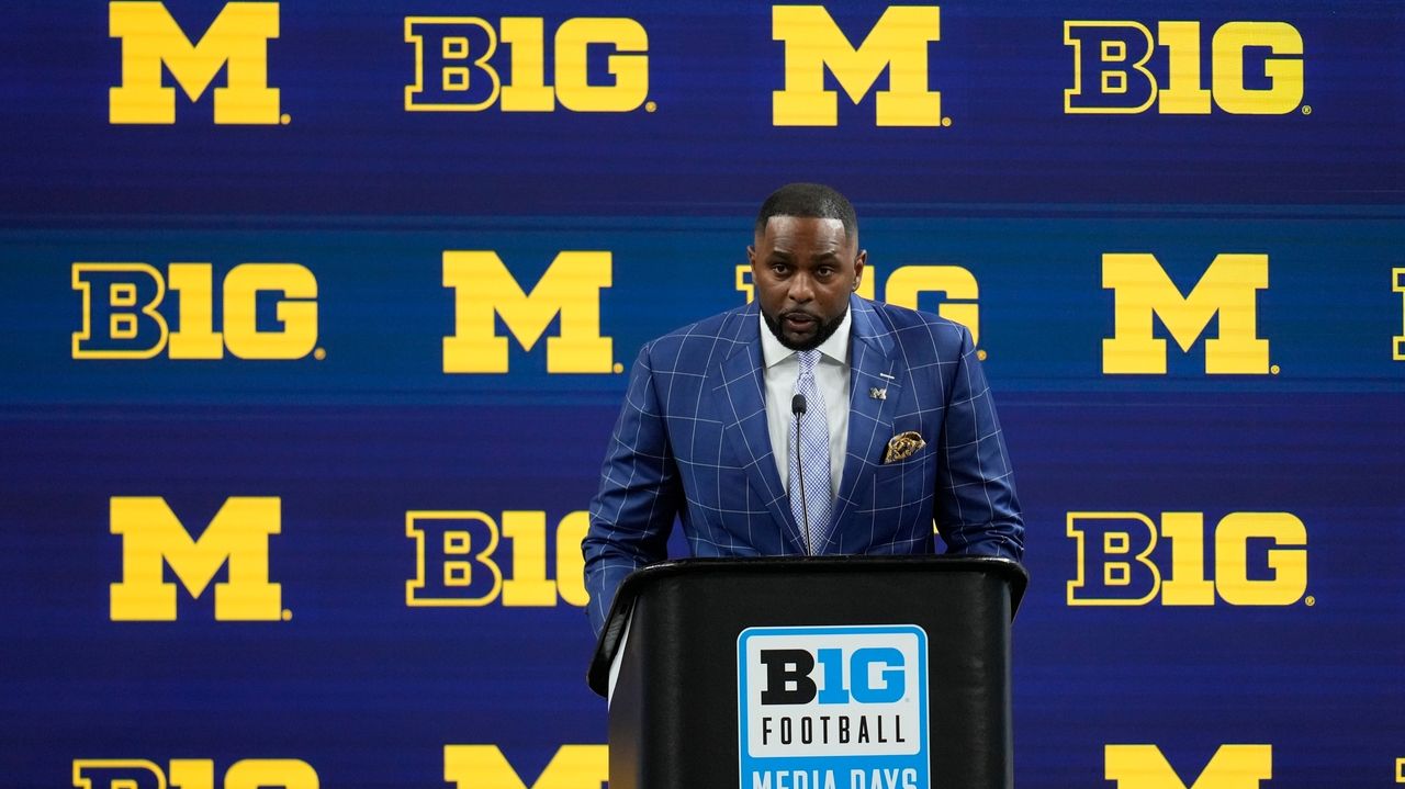 Quarterback job still up for grabs as No. 9 Michigan prepares to defend