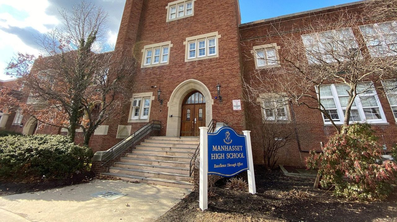 Manhasset acting superintendent says school information stolen by