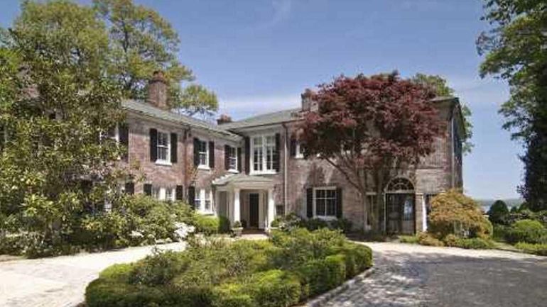 This early 1900s Georgian brick Colonial with water views in...