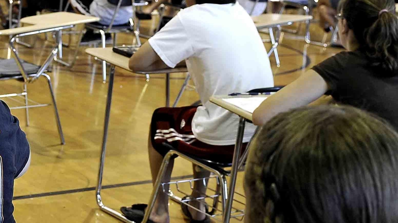 state-may-pressure-school-districts-to-merge-newsday