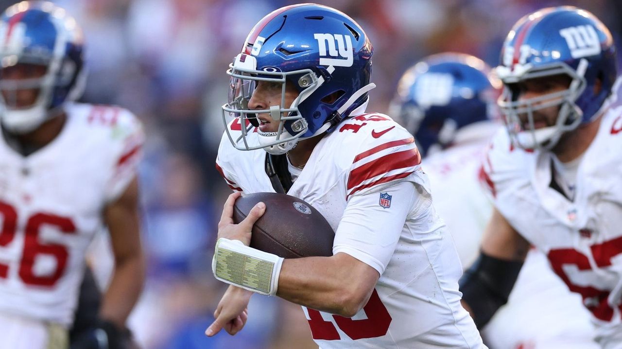 Inside The Meteoric Rise Of Giants QB Tommy DeVito - Newsday