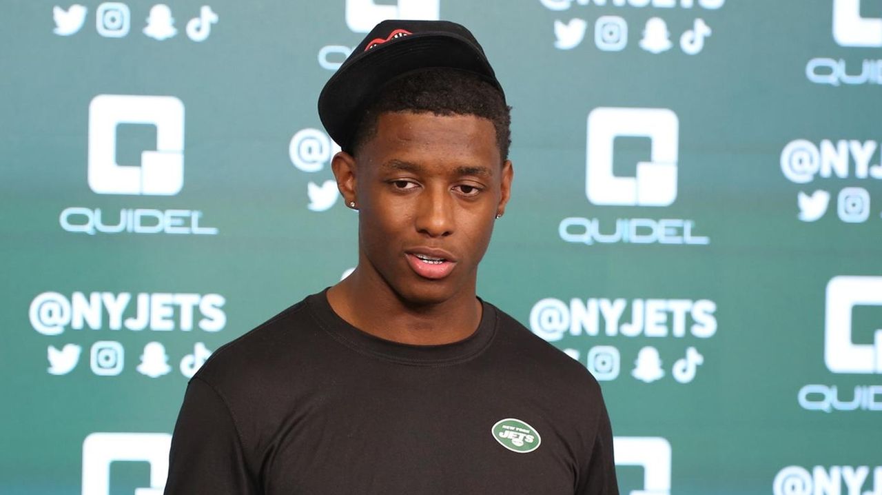 Jets sign No. 4 overall pick Ahmad 'Sauce' Gardner to rookie contract