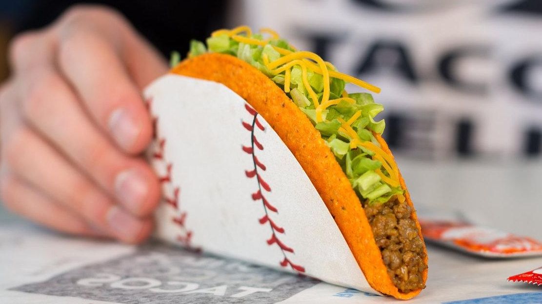 World Series 2020: Dodgers' Mookie Betts wins free tacos for America from  Taco Bell after Game 1 steal 