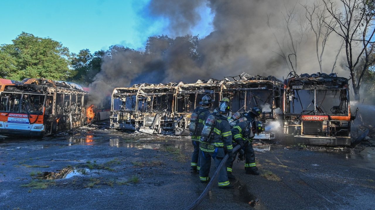 Teenager Accused In Fire In Nice Buses Parked At Cedar Creek Park Newsday