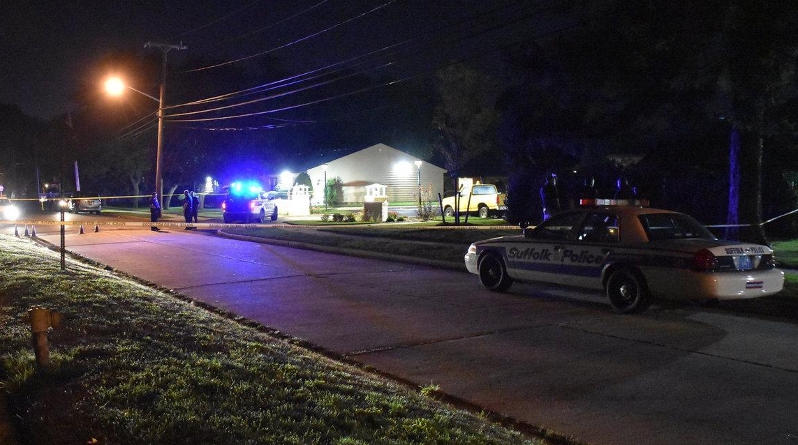 Woman shot in car outside North Amityville apartments, cops say - Newsday
