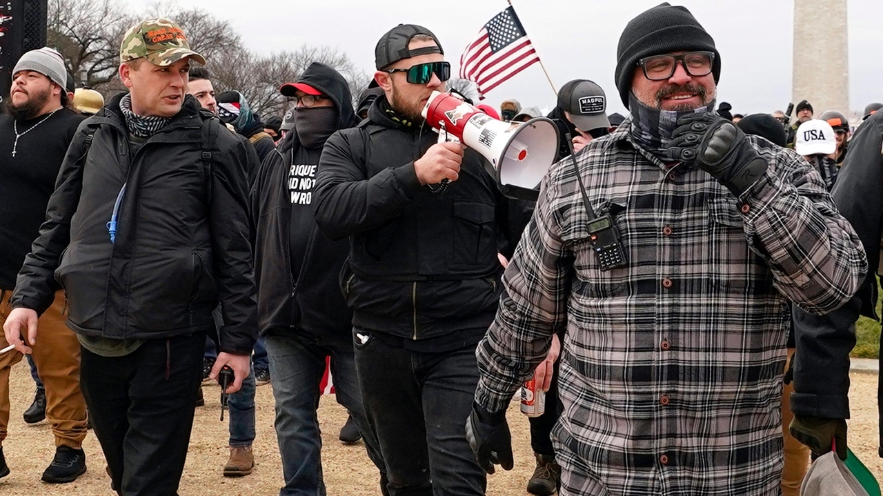 Ex-Proud Boys organizer gets 17 years in prison, second longest sentence in Jan. 6 Capitol riot case - Vimarsana News