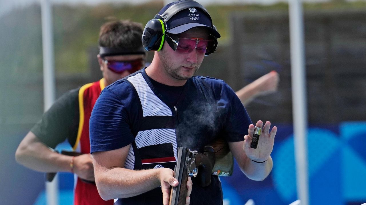 British Shooter Nathan Hales Wins Olympic Men's Trap Gold. Guatemala ...