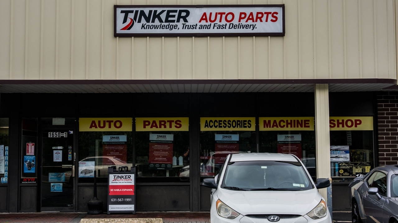 Tinker Auto Parts chain cuts 51 jobs at 2 Long Island locations