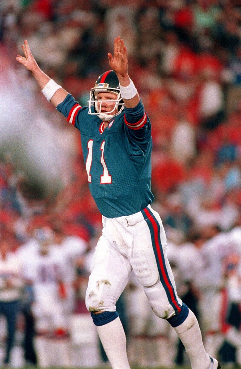 New York Giants - Bigelow Tea salutes Phil Simms, who 32 years ago today  completed 22 of 25 passes for 268 yards and three touchdowns to capture the  MVP award in Super