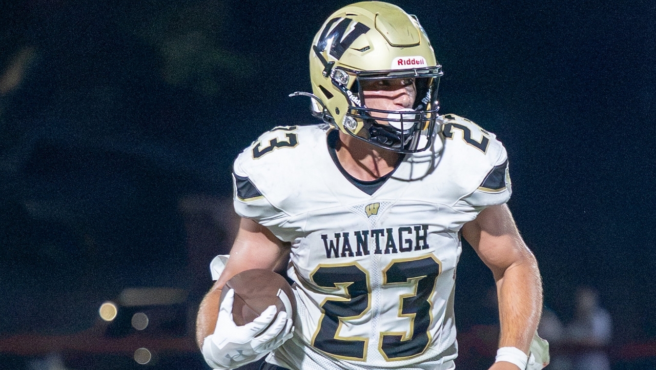 Reigning Thorp Award winner Luke Martini does it all in Wantagh's Nassau III comeback over Plainedge