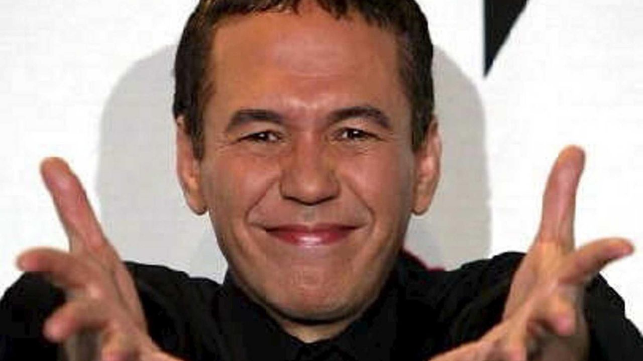 Gilbert Gottfried talks with old Hollywood figures for new podcast