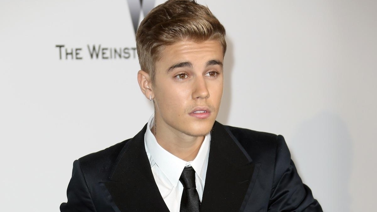 Justin Bieber Pays More Than 80 000 To Neighbor In Egging Case Newsday