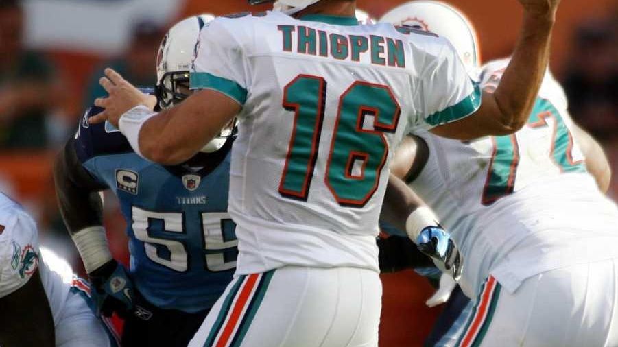 Tennessee Titans Randy Moss during game vs Miami Dolphins at Sun Life  News Photo - Getty Images