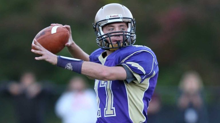 XFL marks the spot for Sayville's Jack Coan