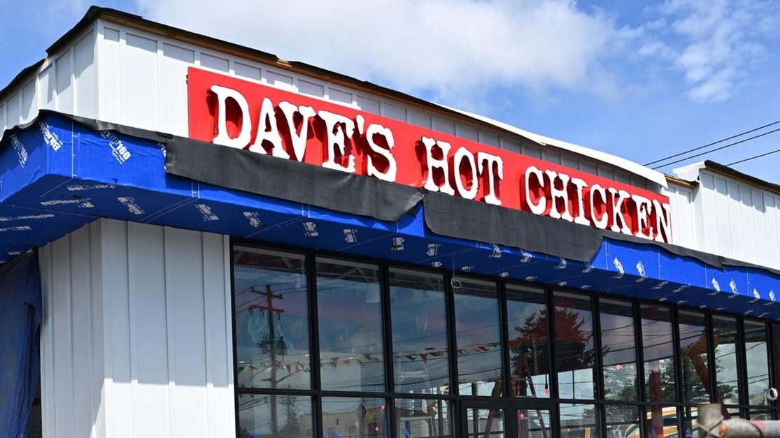 Dave's Hot Chicken to open Deer Park eatery in October as franchisee plans other sites