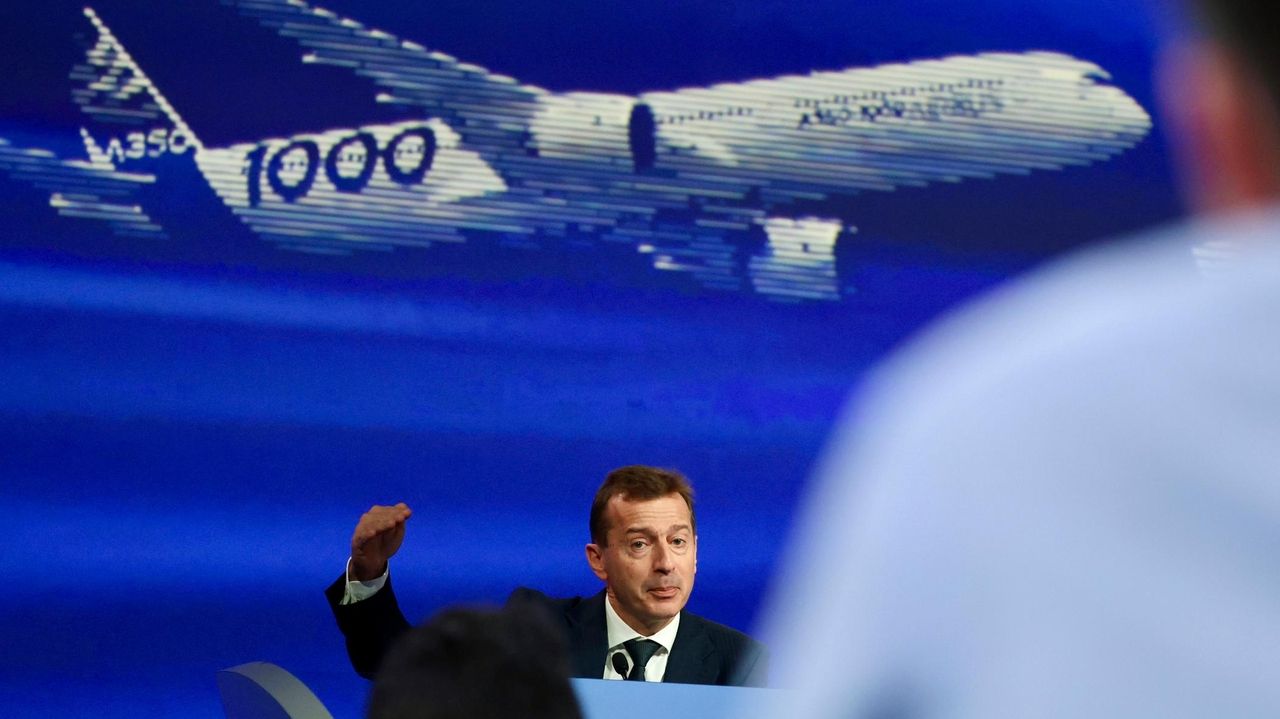 Commercial Jet Maker Airbus Is Staying Humble Even As Boeing Flounders ...