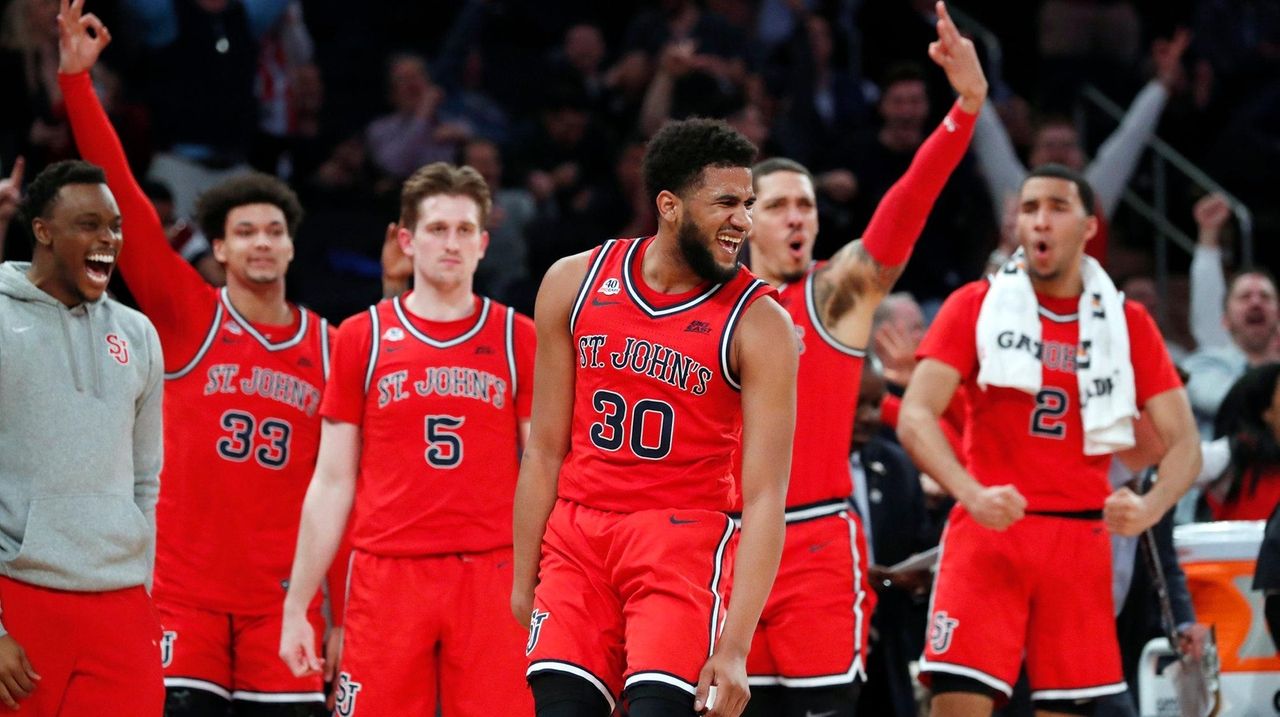 St. John's scores last 23 points to beat in the Big East