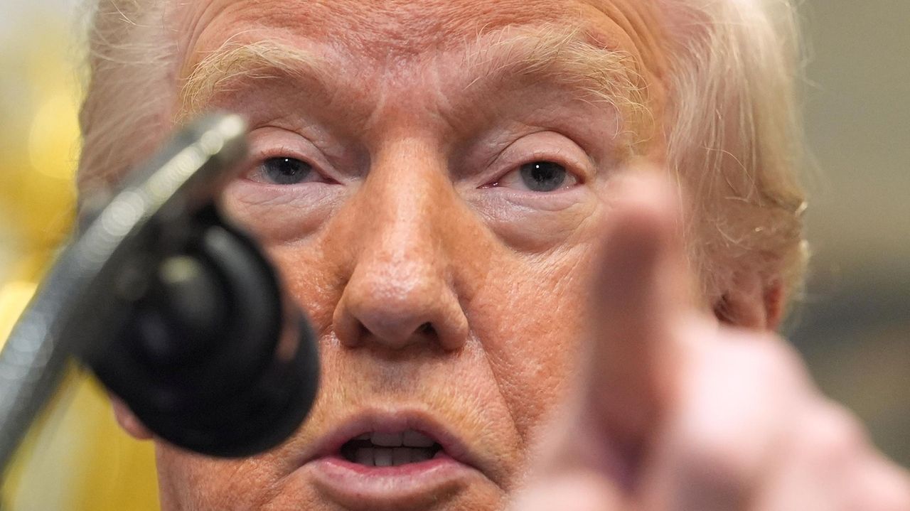 Trump heads to Fort Bragg to cheer special forces members who ousted Venezuela's Maduro