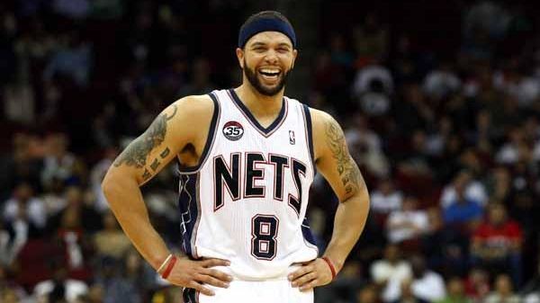 Deron Williams #8 of the New Jersey Nets