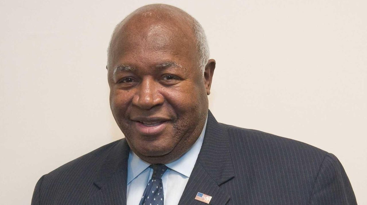 Former Hempstead Village Mayor James Garner named Nassau's chief deputy