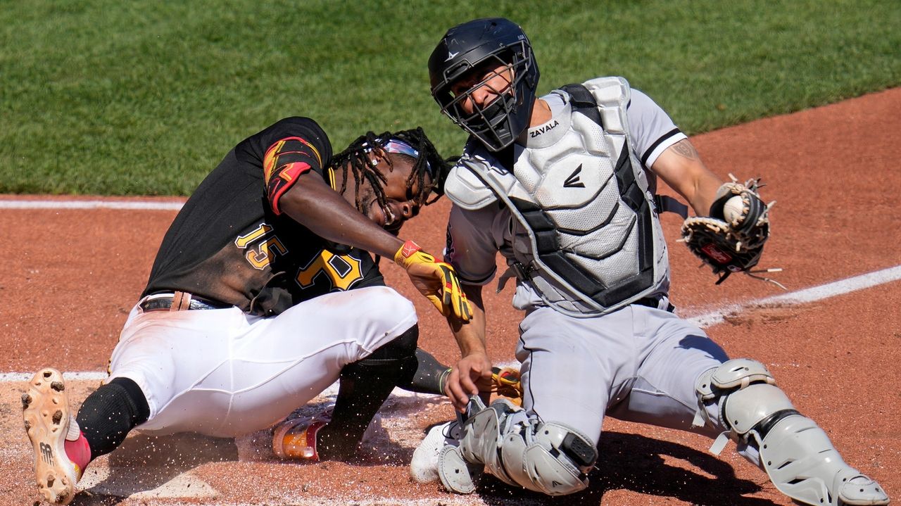 Pirates' Oneil Cruz out at least 4 months with broken ankle Newsday