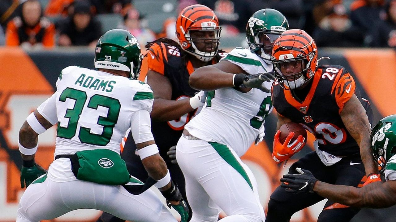 Jets star safety Jamal Adams in a walking boot after suffering foot injury  in loss to Bengals – New York Daily News