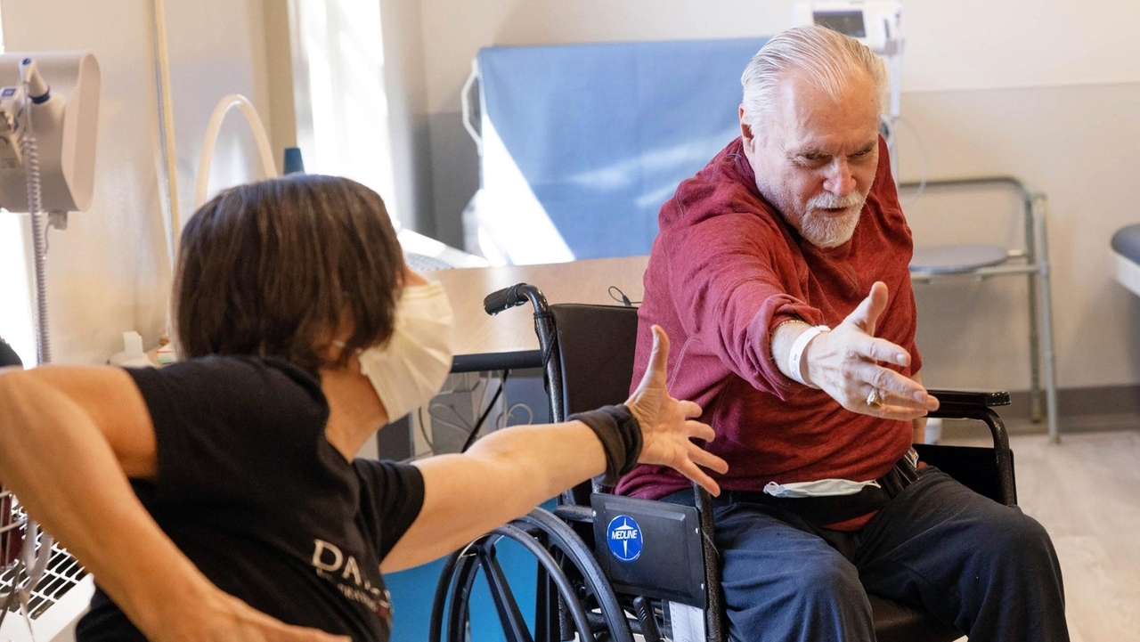 Glen Cove Hospital's rehab for Parkinson's gets plaudit from national group - Vimarsana News