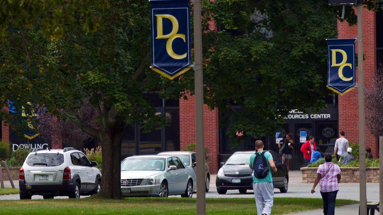 Faculty seek to protect Dowling reputation Newsday