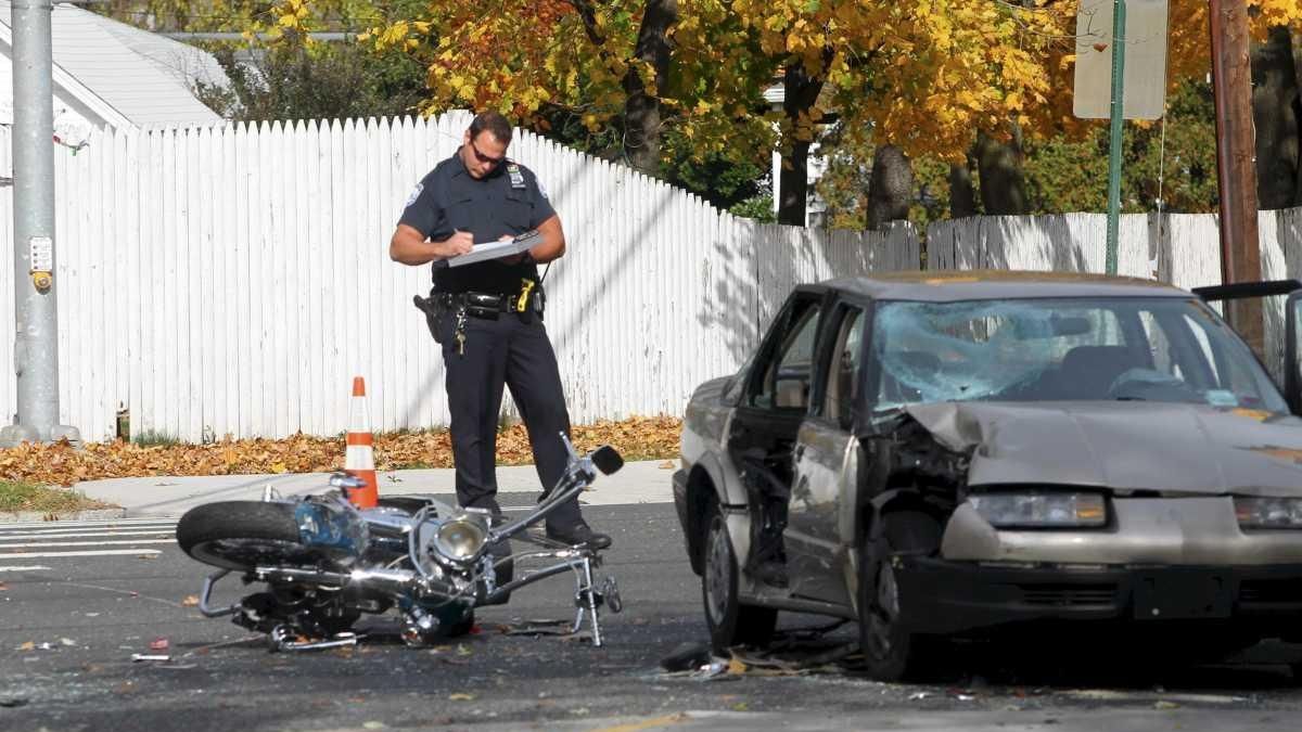 Cops probe Lynbrook motorcycle crash Newsday