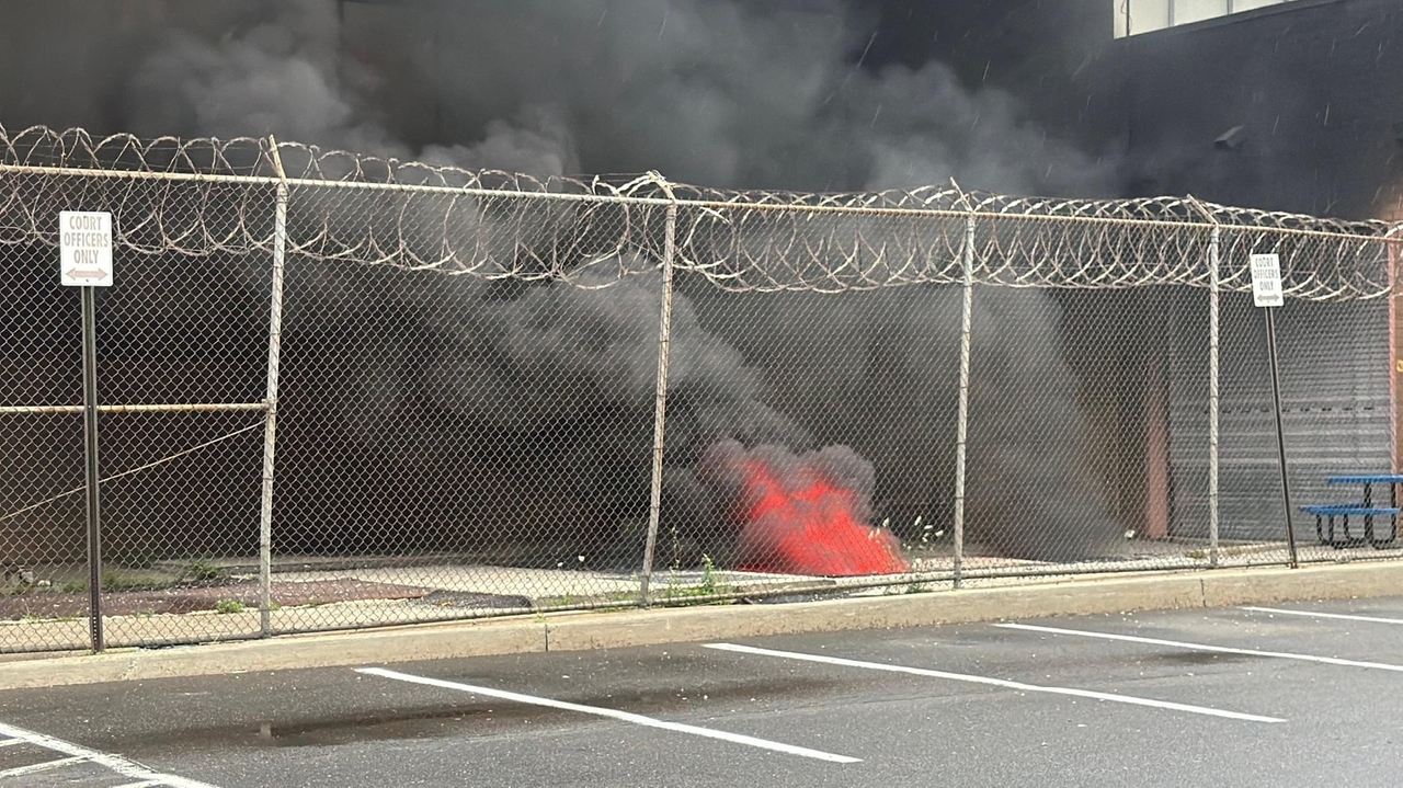 Fire cuts power to Hempstead Town Hall; court proceedings moved to Mineola