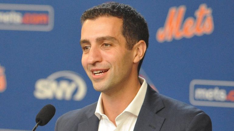 New Mets president of baseball operations David Stearns speaks during his introductory...