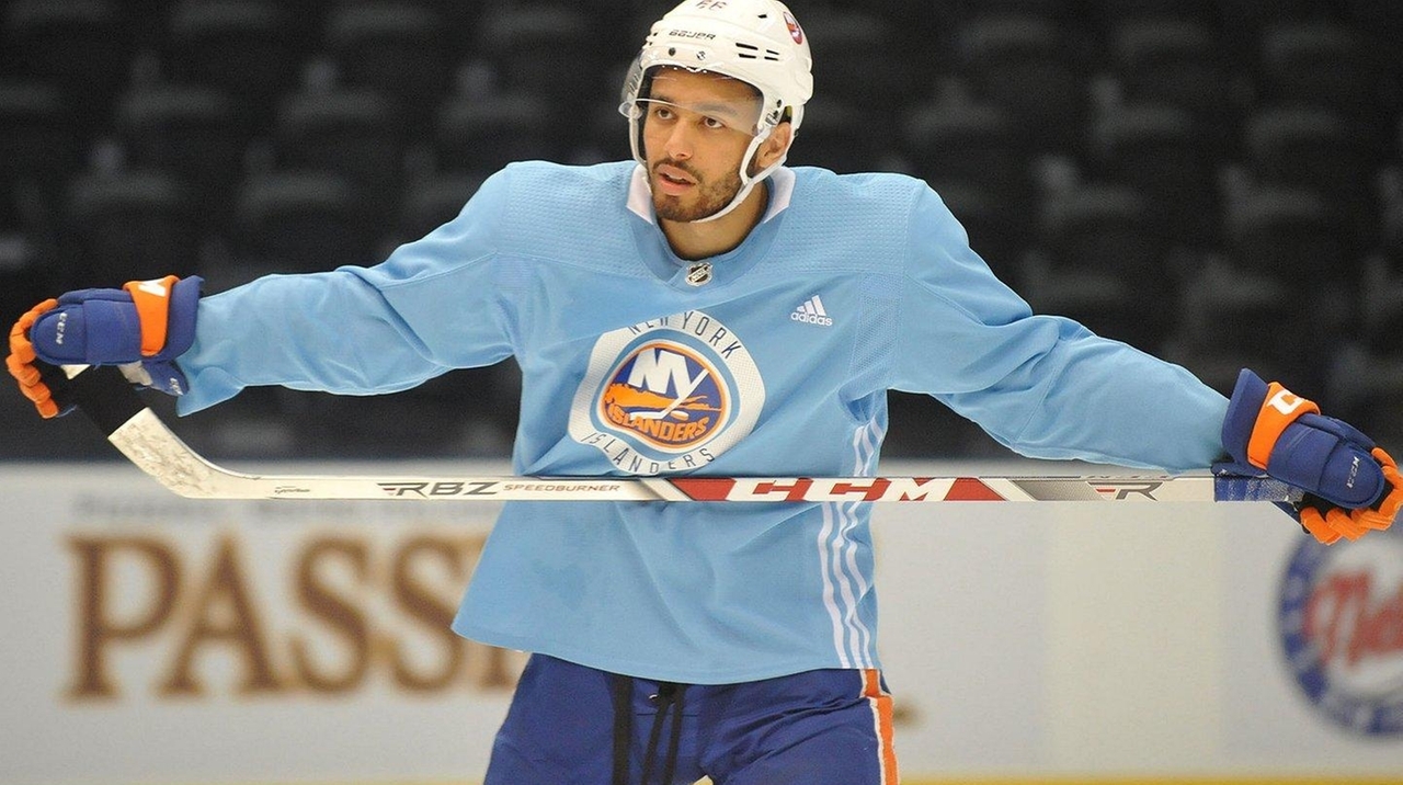 Islanders’ Josh Ho-Sang returns to Nassau Coliseum, site of his ...
