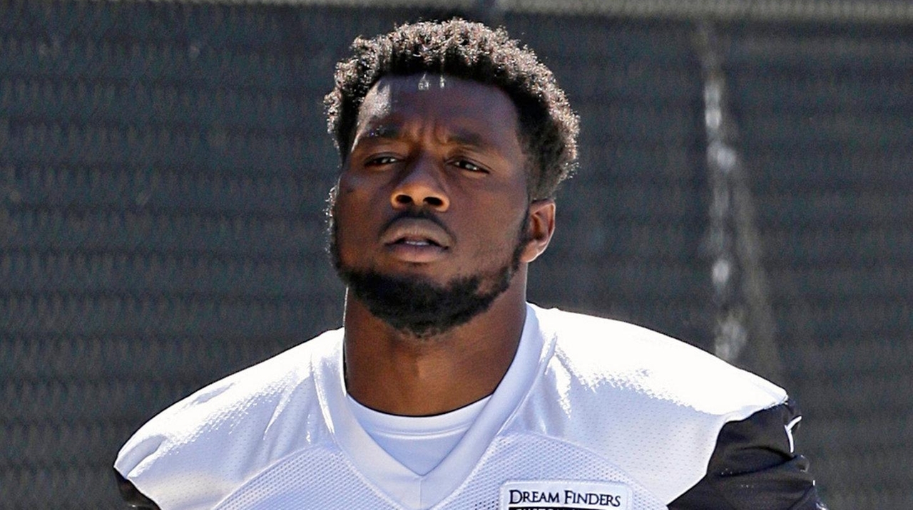 Jaguars Dante Fowler Hits Man Breaks His Glasses Police Say Newsday