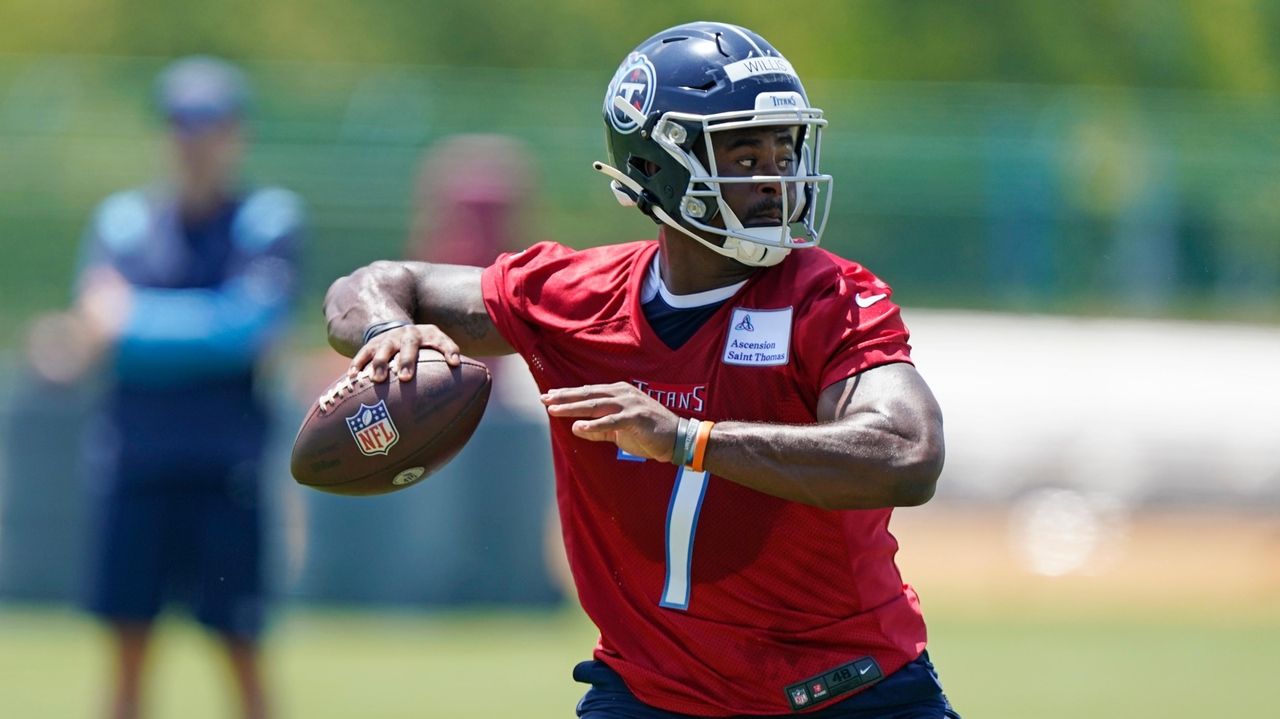 Observations From Titans Rookie Minicamp on Saturday